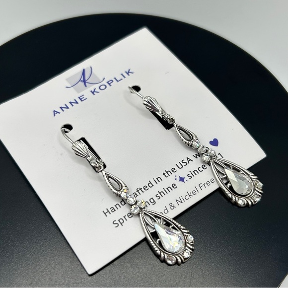 Anne Koplik Jewelry - Anne Koplik - Elegant Silver & Crystal Dangle Earrings